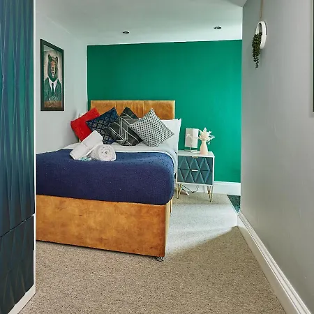 Stylish 2 Bedroom In Clifton - Garden * Bristol