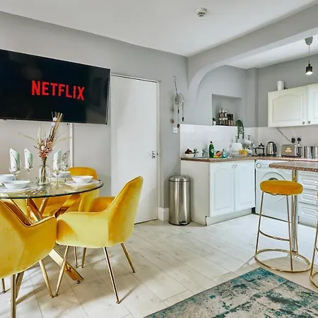 Apartment Stylish 2 Bedroom In Clifton - Garden